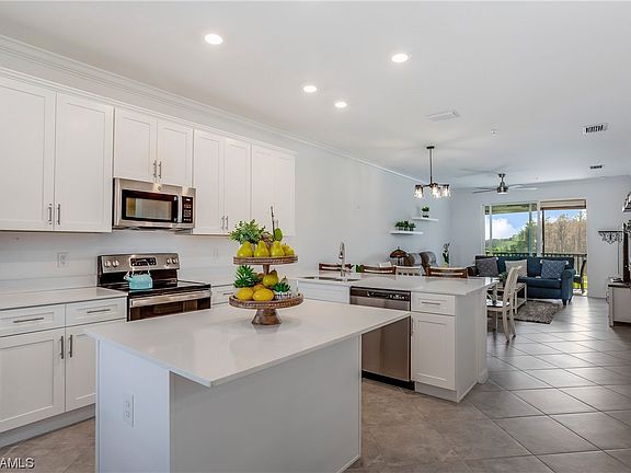 3rd image of 6034 National Boulevard Ave #543
