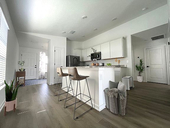 5th image of 5679 Flotilla Ave