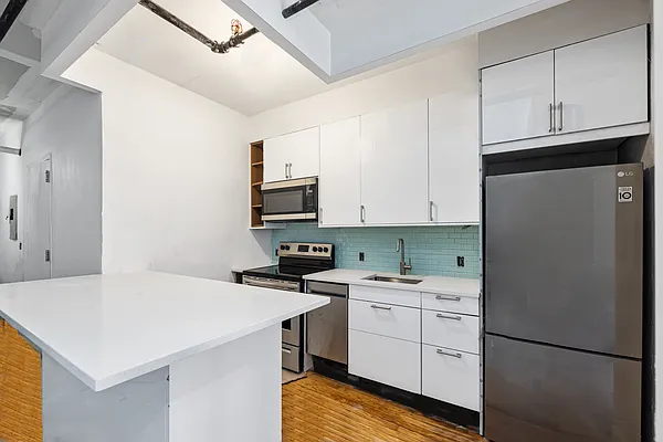 Rented by Douglas Elliman | media 8