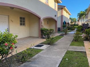 6763 NW 182nd St APT 105, Hialeah, FL 33015