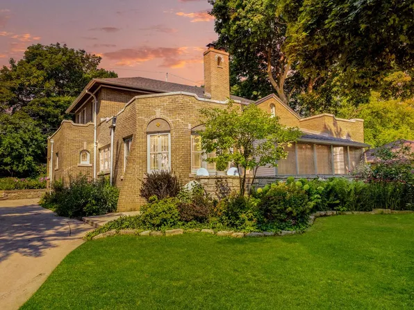 1723 Alta Vista AVENUE, Wauwatosa, WI 53213