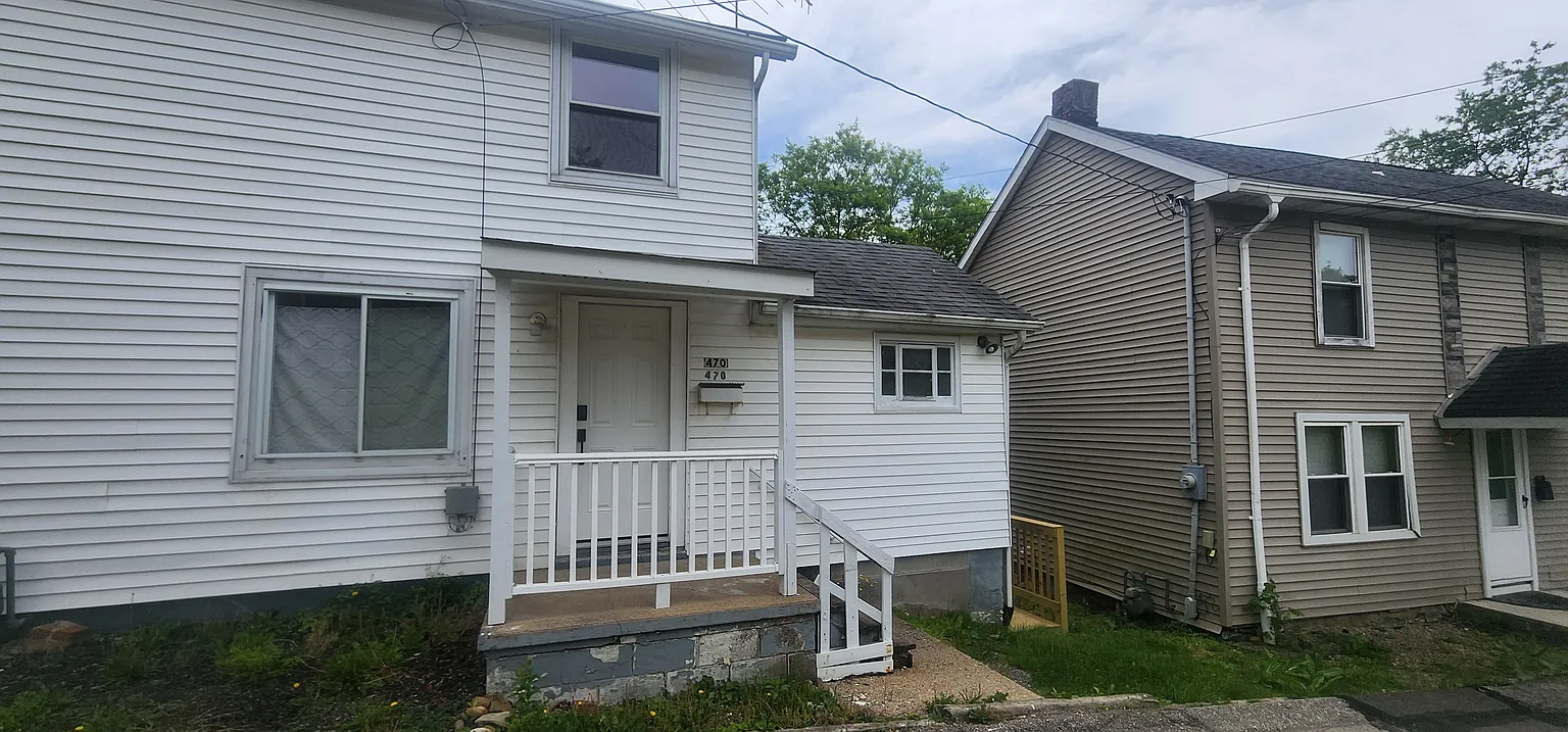 470 Spang Ave photo 1