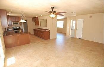 4th image of 3113 W Carver
