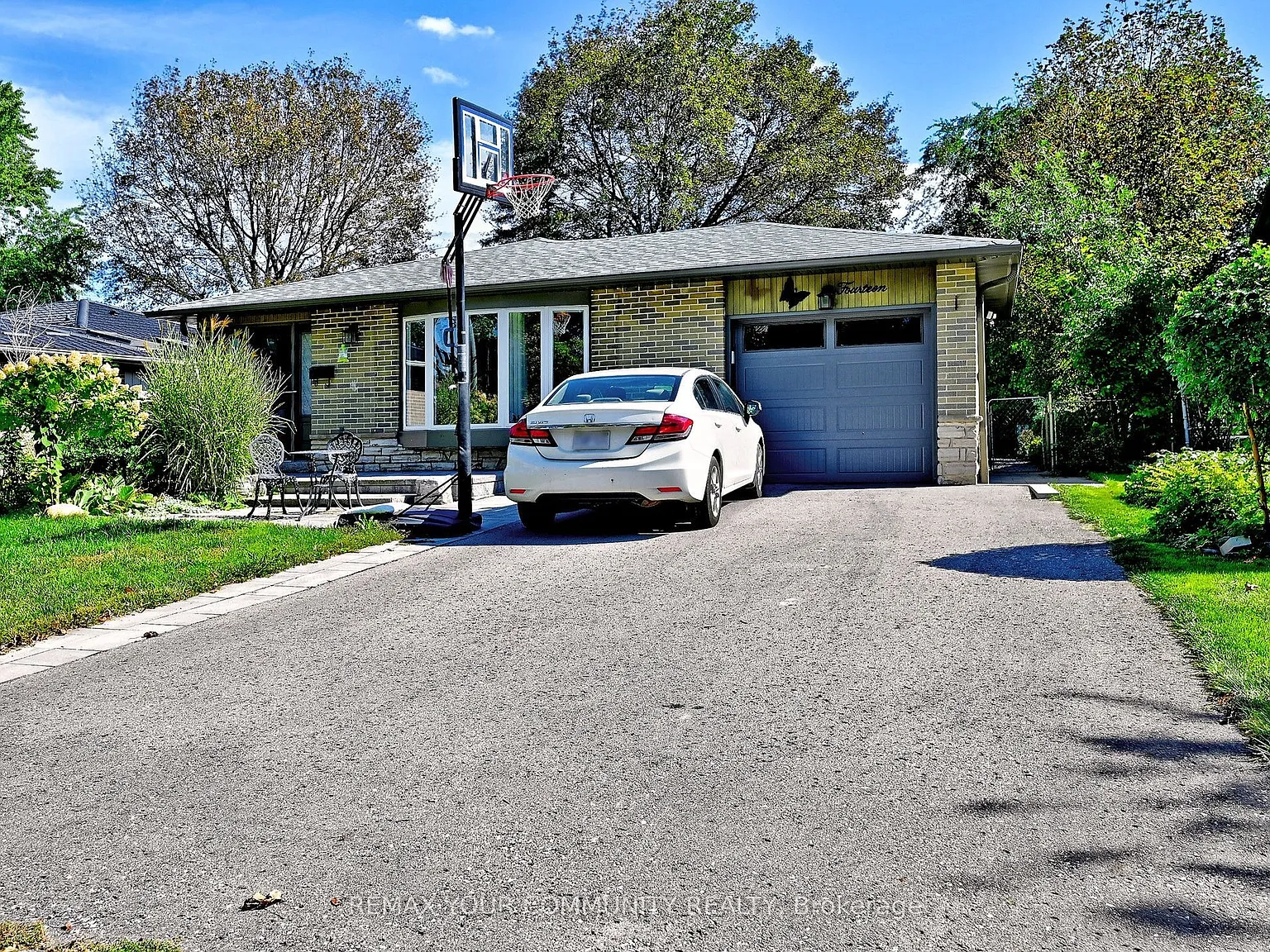 2 bed, $2,000 — Photo 2