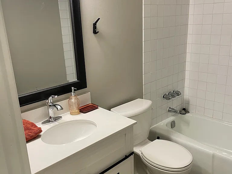 2800 Hillsboro Ave N #115 — Photo 5