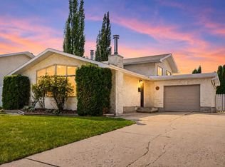 67 E Sherwood Cres, Red Deer, AB T4N 0A5