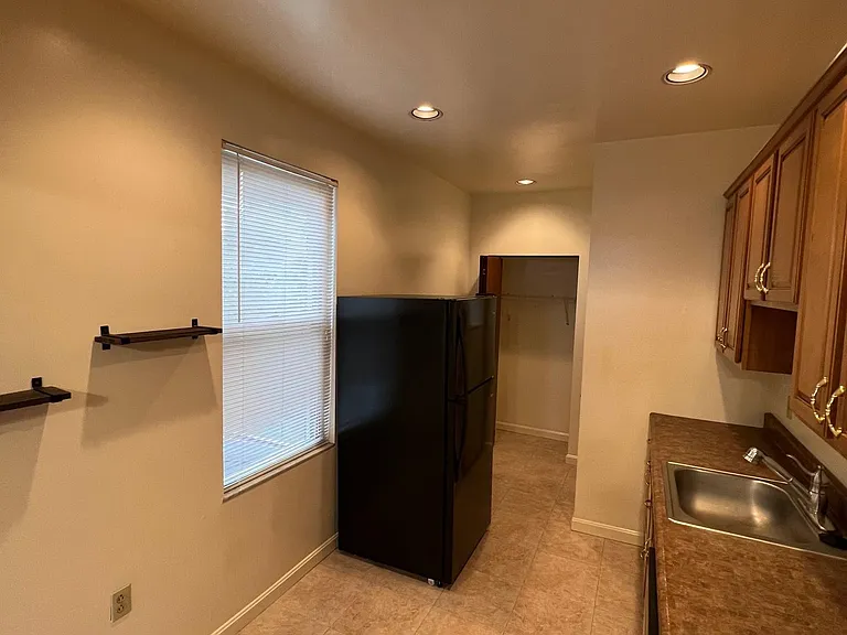 349 Kambach St #1 — Photo 6