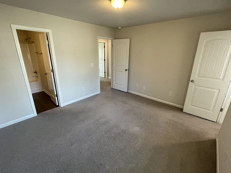 2057 Wiggins Village Dr — Photo 17