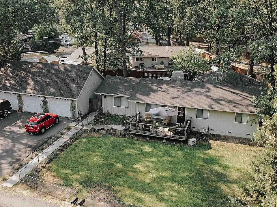 1st image of 16985 W American River Dr