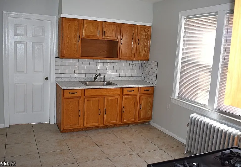 316 Hillside Ave — Photo 4