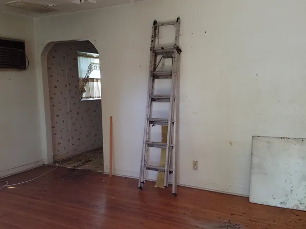 2311 26th St S, Saint Petersburg, FL 33712