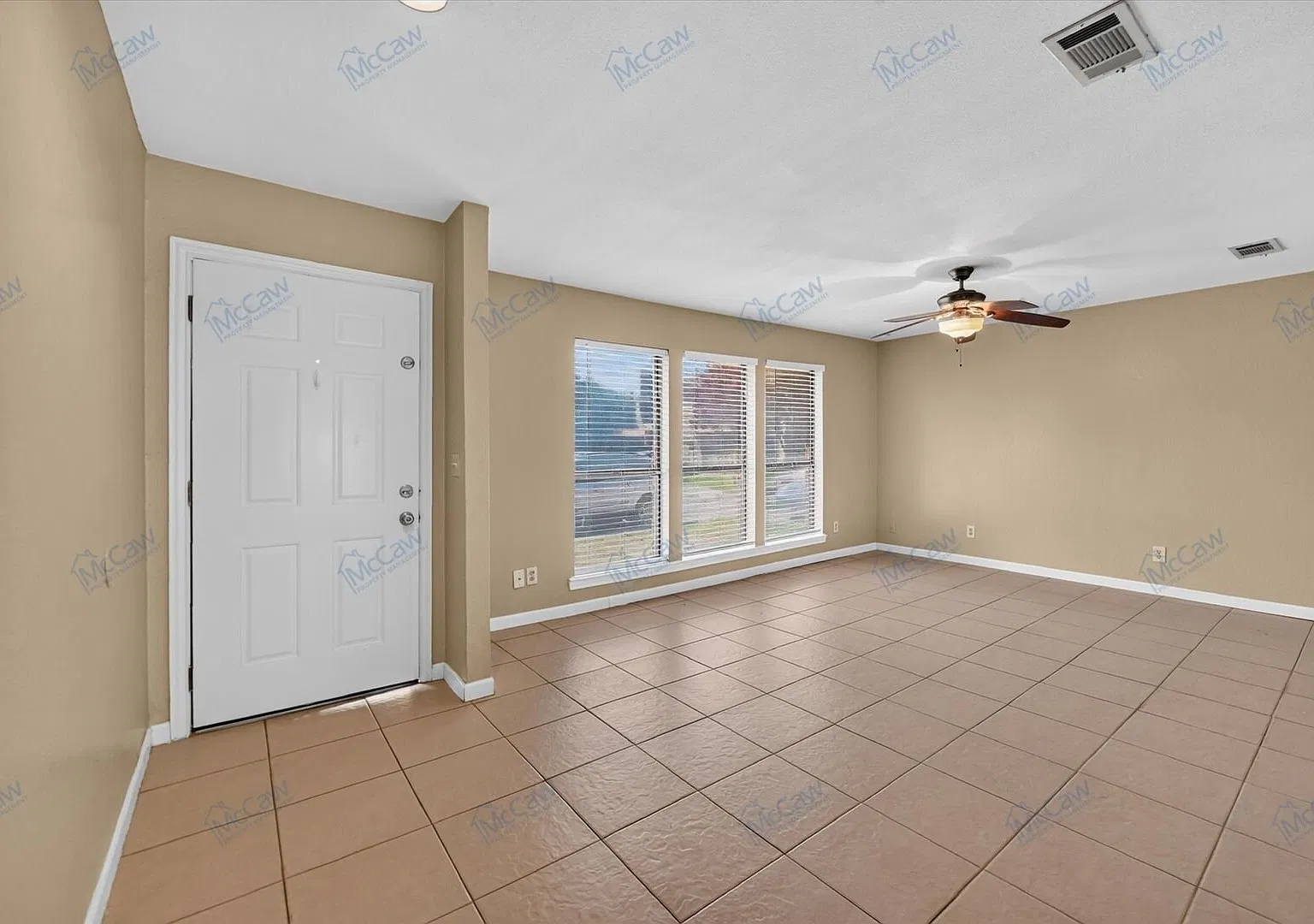 1410 White Way — Photo 2