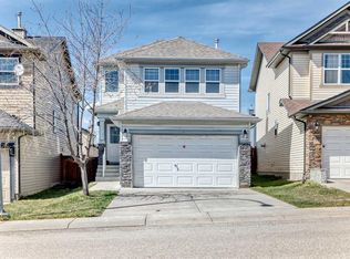 151 S Covepark Grn NE, Calgary, AB T3K 6L2