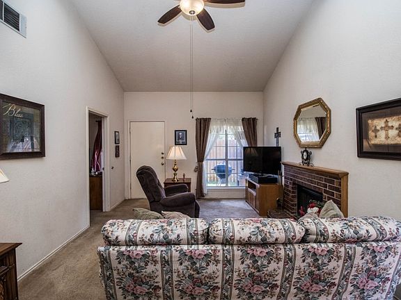 5th image of 3423 Hyden Ave