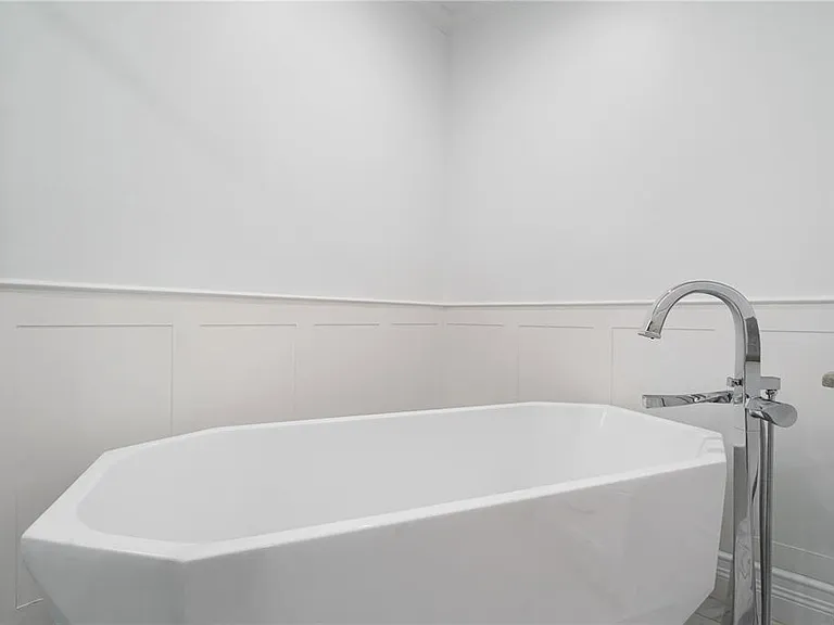 3924 Versailles Dr — Photo 19
