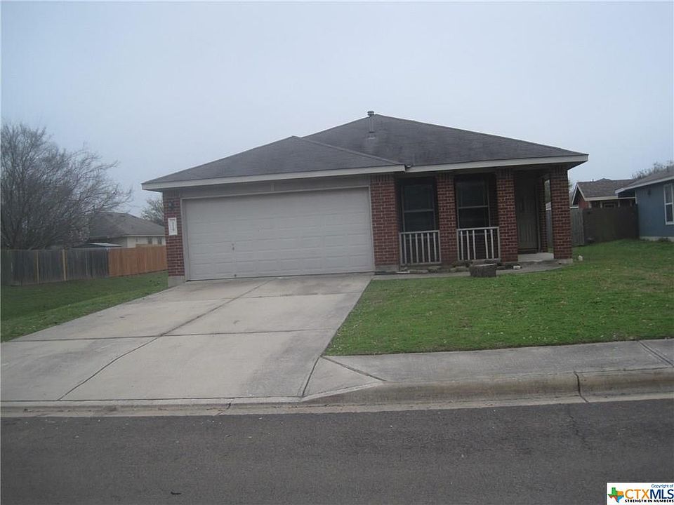1st image of 118 Steven St