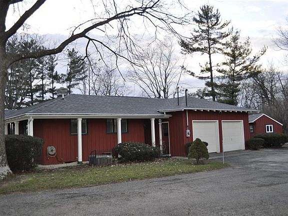 2nd image of 373 Omalee Dr