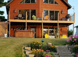 W10640 Hickory Point Rd, Beaver Dam, WI 53916