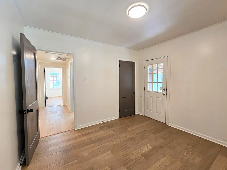 173 Dunn Ave — Photo 20