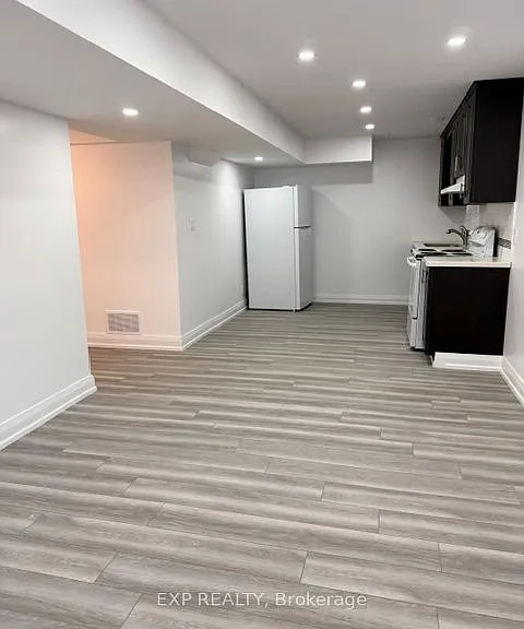 352 Carlissa Run N — Photo 6