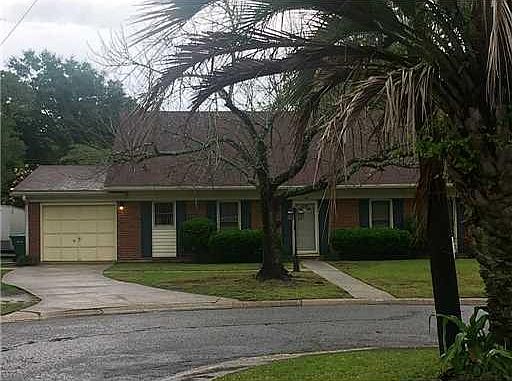 2nd image of 140 Woodglen Dr