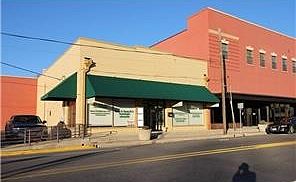 1st image of 209 W California St