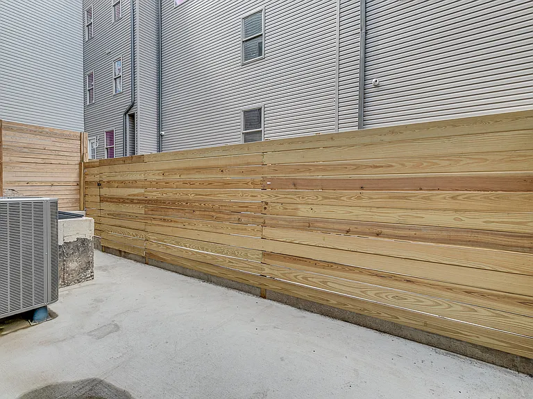 2629 Federal St #1 — Photo 18