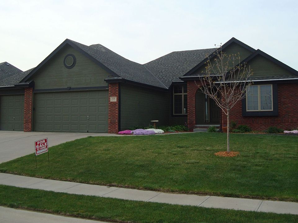 Great curb appeal