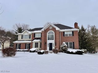 3725 Tamarisk Dr, Akron, OH