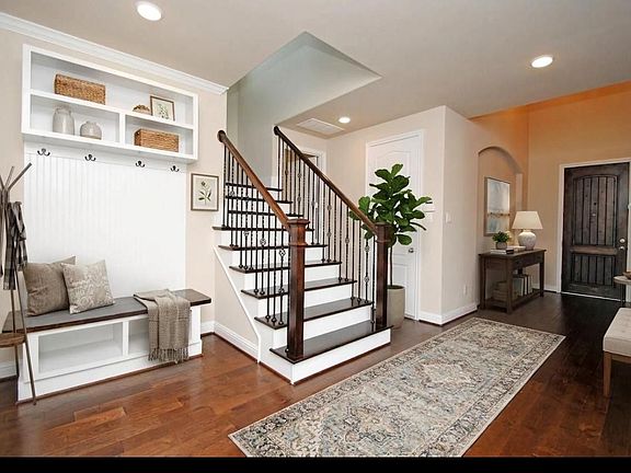 3rd image of 2300 Yaupon Park Ln