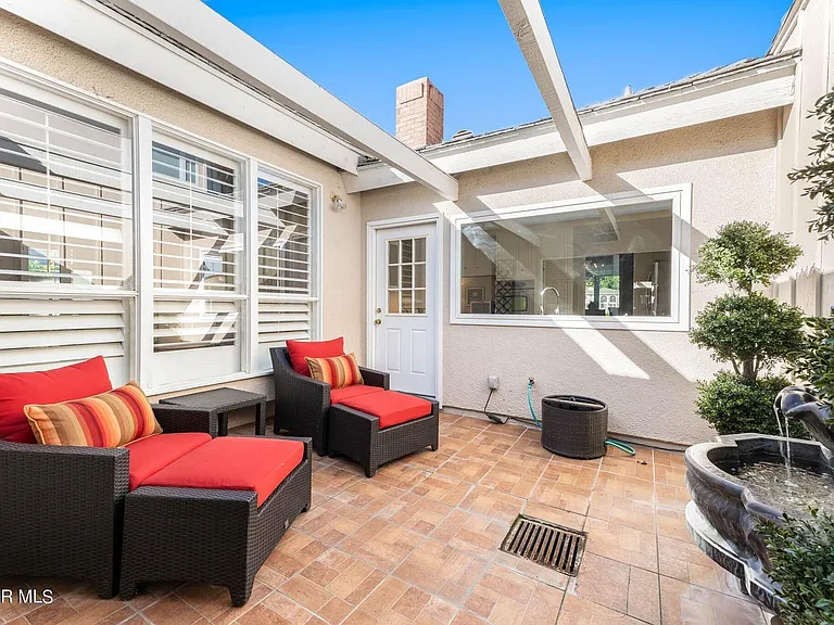 32146 Oakshore Dr — Photo 15