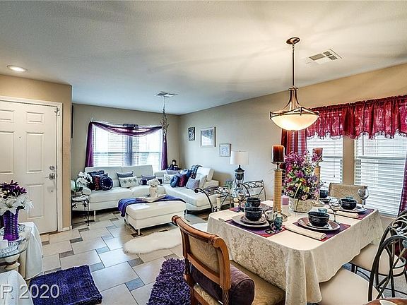 3rd image of 5544 Mesquite Creek St