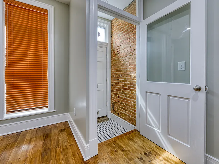 426 Mosher St — Photo 5