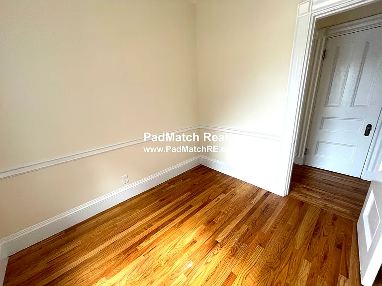 504 Beacon St #5 — Photo 7