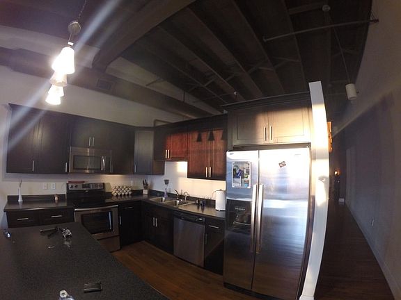 3rd image of 1120 Houston St