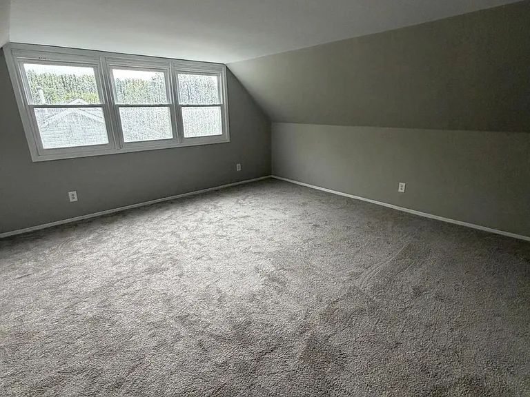 111 Edge Ln — Photo 23
