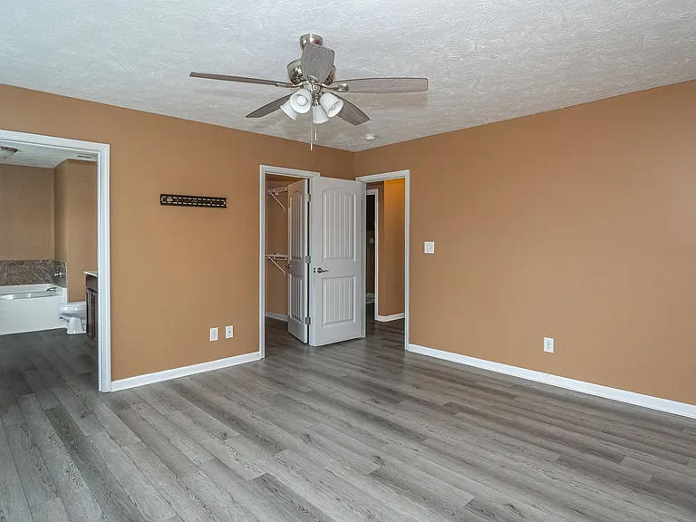4032 Newgate St — Photo 18