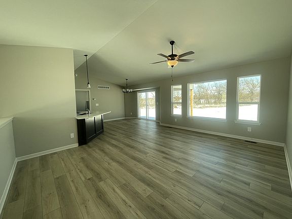 2nd image of 1634 N Wildflower Ct