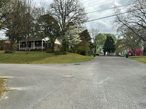 4th image of 58 Manley Dr