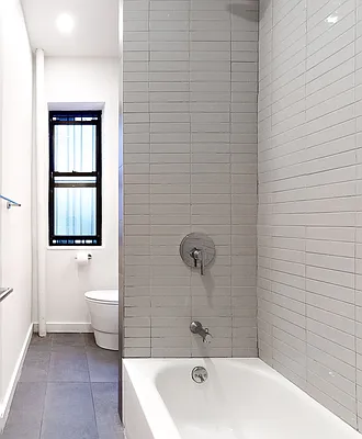 Rented by 346 Realty Group LLC | media 20