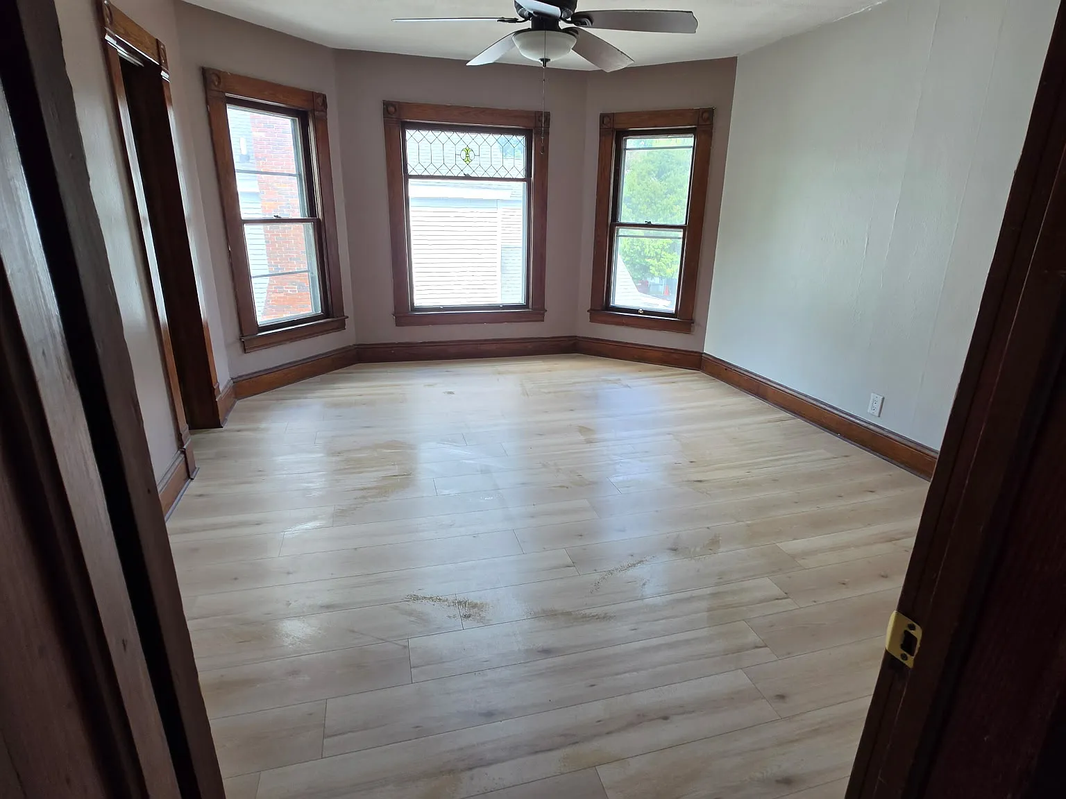 3 bed, 1920 sqft, $1,995 — Photo 3
