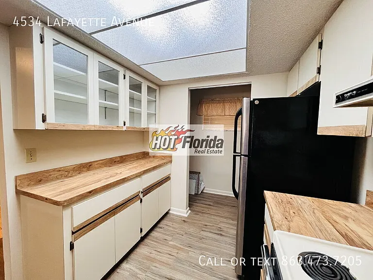 4534 Lafayette Ave — Photo 7