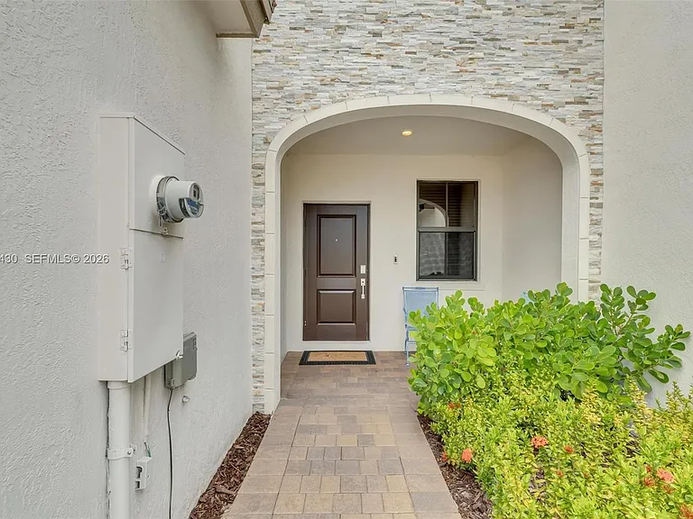 23082 SW 129th Ct #23082 — Photo 4