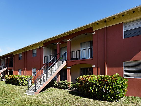 CityView Apartments ; West Palm Beach, FL
