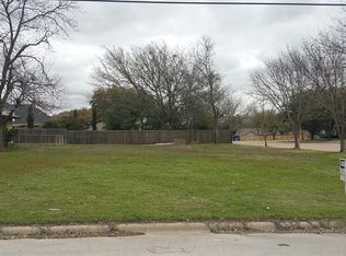 215 S Nolan River Rd, Cleburne, TX 76033