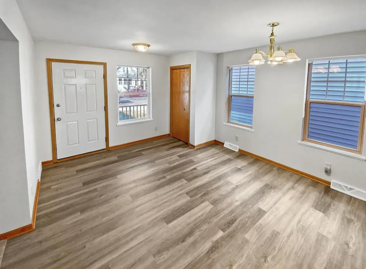 3 bed, 1648 sqft, $2,650 — Photo 3