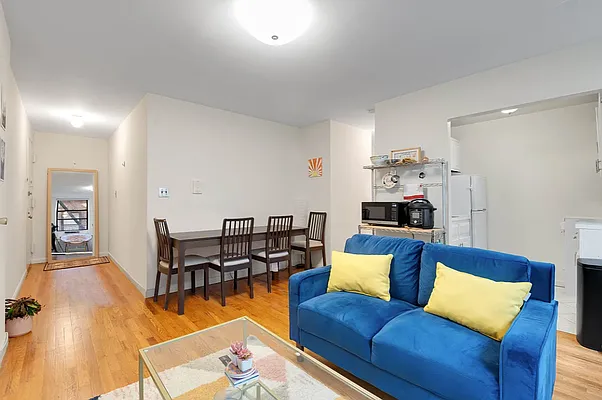 Rented by The Agency | media 2