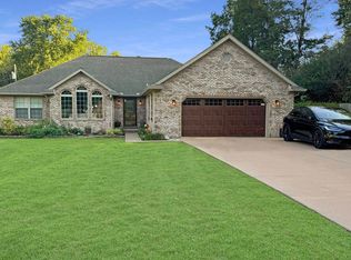 3205 Lake Dr, Evansville, IN