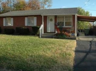 1616 Gaines St, Salem, VA 24153