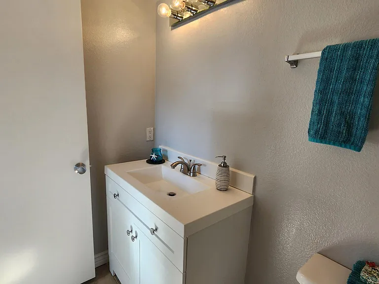 2184 Miner St #D — Photo 18